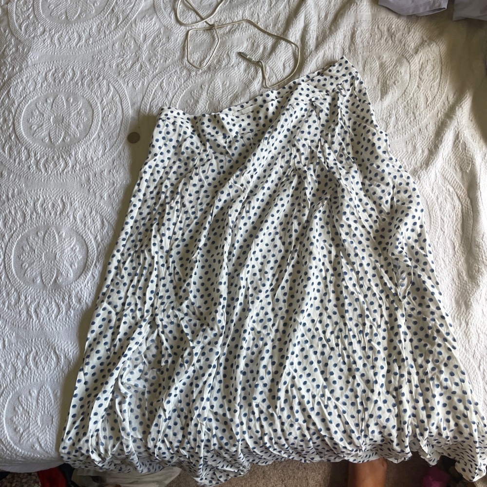 NEVER WORN Size 18 H&M double slit, blue polka dotted, ankle length skirt